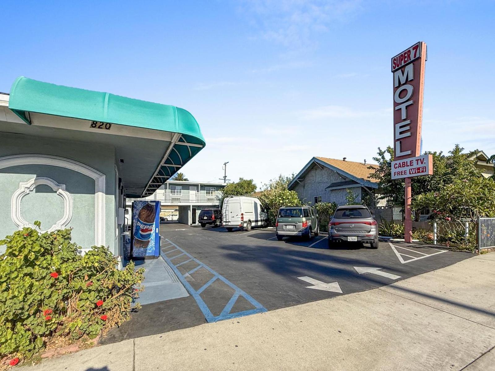Super 7 Motel - Anaheim Packing District & Disneyland エクステリア 写真