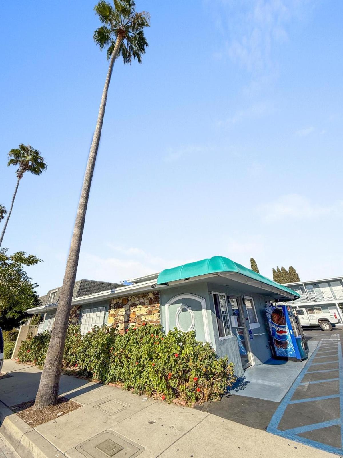 Super 7 Motel - Anaheim Packing District & Disneyland エクステリア 写真
